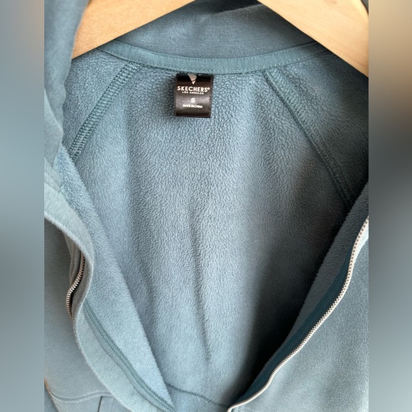 Sketchers Ladies Teal Athletic Zip Up FLEECE Jacket Front pockets Size S - Picture 8 of 10